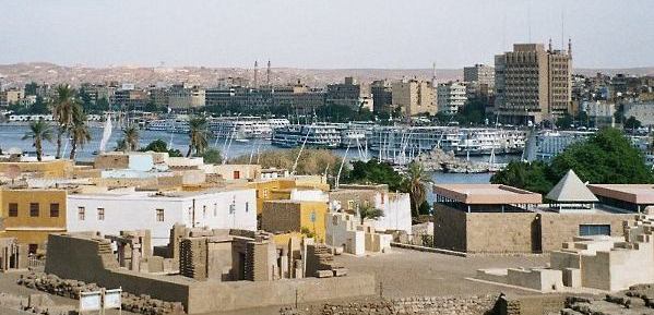 Bild:Assuan am Nil.jpg